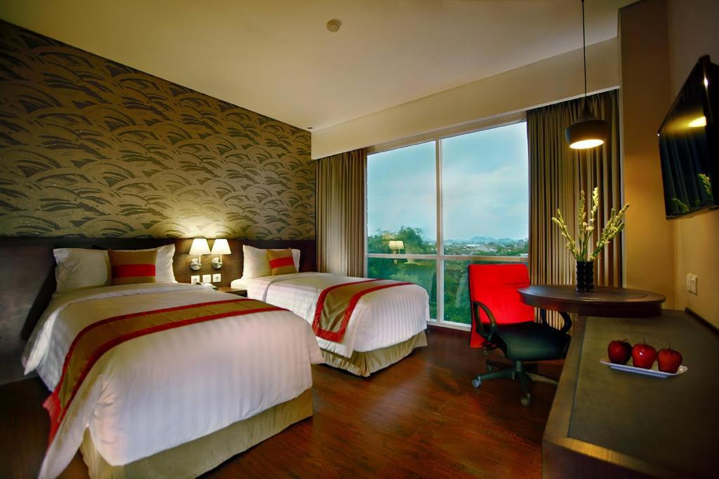 Aston Jember Hotel & Conference Center Екстер'єр фото