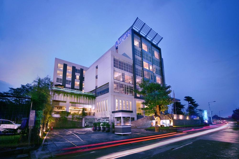 Aston Jember Hotel & Conference Center Екстер'єр фото